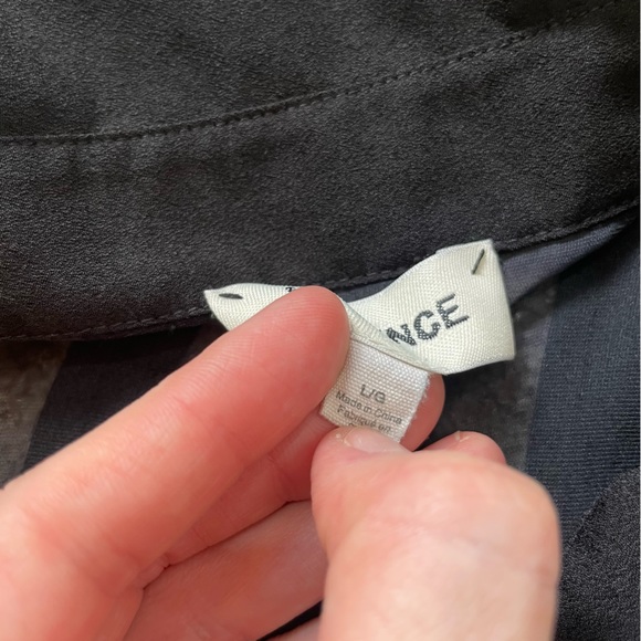 L’AGENCE Hailie Velvet Stripe Sheer Blouse In Black Large - Picture 10 of 11